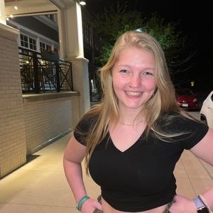 Meet your Posher, Kierstyn